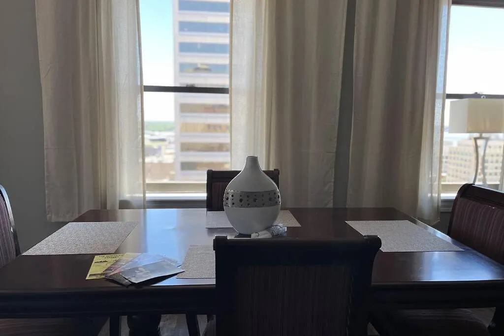Apartment Luxurious Penthouse With City Views In Downtown Memphis