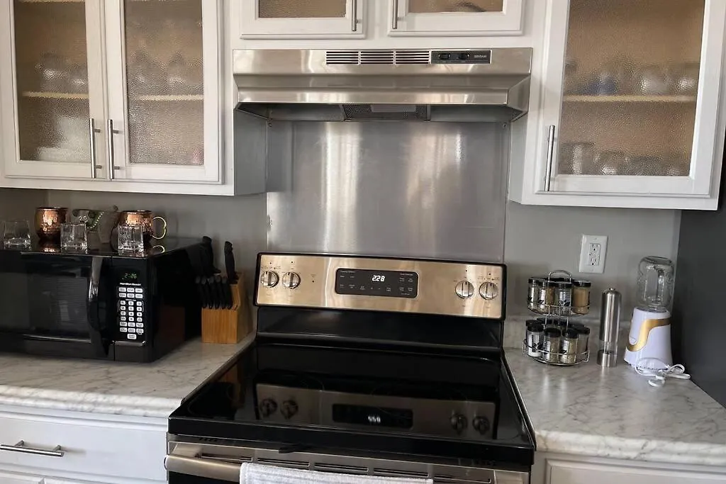 Luxurious Penthouse With City Views In Downtown Memphis Apartment