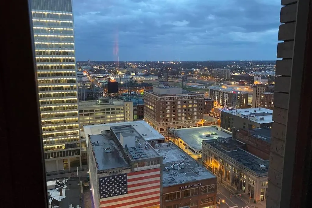 Apartment Luxurious Penthouse With City Views In Downtown Memphis